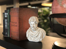 Load image into Gallery viewer, Marcus Aurelius Statue